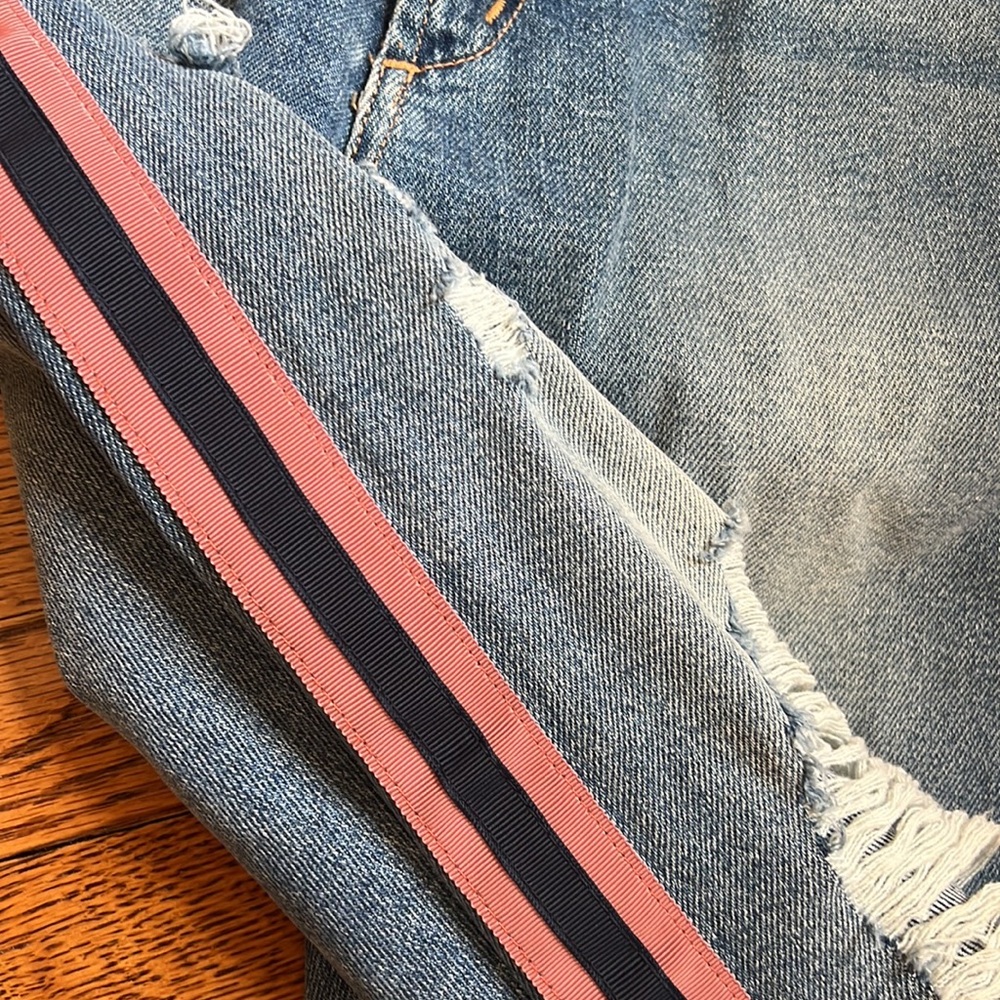 Embellished Ribbon Jeans - Picture 8 of 8